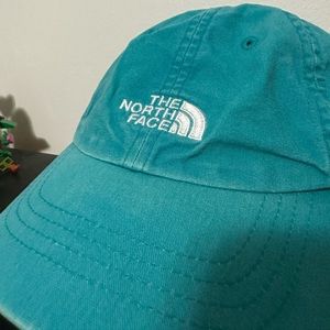 north face turquoise hat